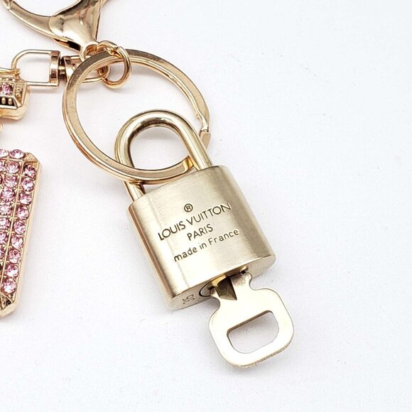 100% Auth Louis Vuitton Lock & Key with unbranded Bagcharm, Keycharm, Keychain - Picture 5 of 8
